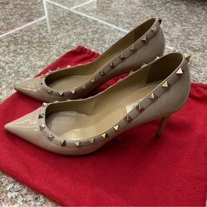 Valentino Rockstud shoes, size US9.5/ IT40.5